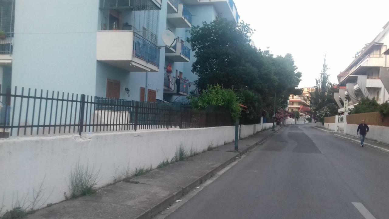 Appartamento Pitagora Scalea Luaran gambar